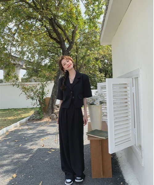 SONA（ソナ）の「SONA Vネッククロップボタン半袖カラージャケット（テーラードジャケット・レディース・ブラック/グリーン・FREE）」の7枚目の写真