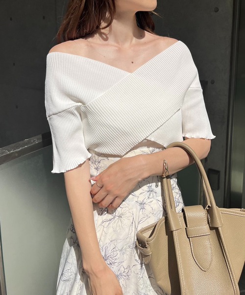 one after another NICE CLAUP(ワンアフターアナザーナイスクラップ)の「カシュクールメローニット(ニット/セーター・レディース・ベージュ/ブラック×ホワイト/ピンク/オフホワイト・FREE)」の6枚目の写真