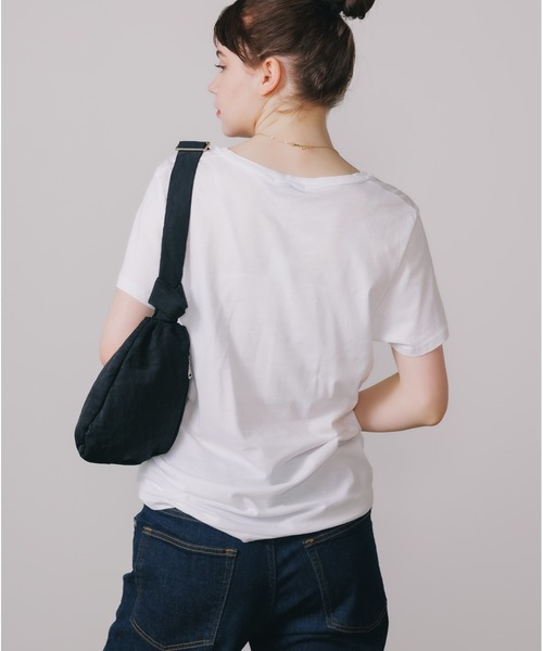 CAL.Berries(カルベリーズ)の「CAL.Berries/カルベリーズ BERRY EASY V NECK 無地 シンプル VネックTシャツ(Tシャツ/カットソー・レディース・ヘザーグレー/ホワイト/ブラック・S/M)」の11枚目の写真