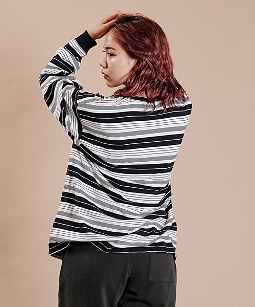 ROXY（ロキシー）の「ROXY/ロキシー ロンT/長袖  ルーズシルエット オーバーサイズ RLT234610T（Tシャツ/カットソー・レディース・グレー/チャコールグレー×ブラック/グレー系その他・M/L）」の7枚目の写真