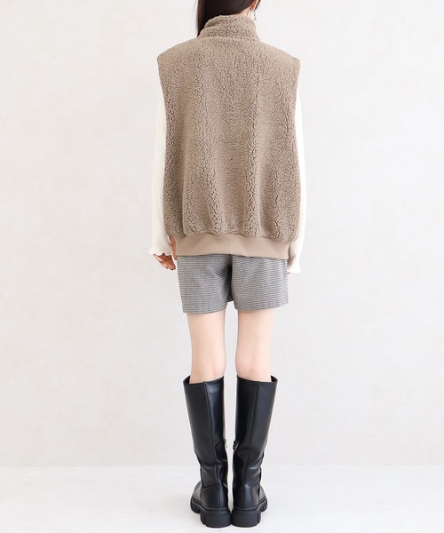 Social GIRL（ソーシャルガール）の「ハーフジップ ボアベスト（ベスト・レディース・ブラック/モカ/アイボリー・M）」の13枚目の写真