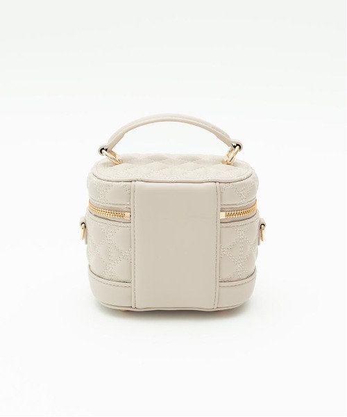 RANDA（ランダ）の「キルティング2WAYミニバニティバッグ（ハンドバッグ・レディース・ブルー/アイボリー/ブラック/ベージュ/シルバー・FREE）」の20枚目の写真