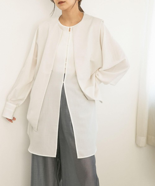 KBF(ケイビーエフ)の「ミニブークレノーカラーベスト(ベスト・レディース・グレー系その他/アイボリー・ONE)」の4枚目の写真