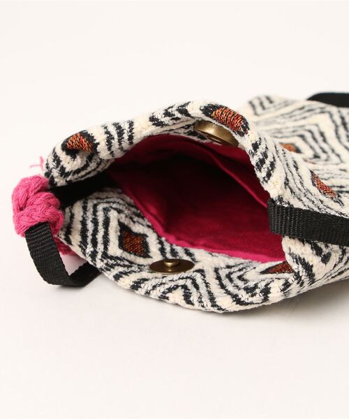 salle de bal（サルデバル）の「Craft India / クラフト インディア ポシェット ショルダーバッグ pochette FRH（ショルダーバッグ・レディース・ブラック/ブラック系その他/ネイビー/ベージュ/グレー/ブルー/ナチュラル・FREE）」の16枚目の写真