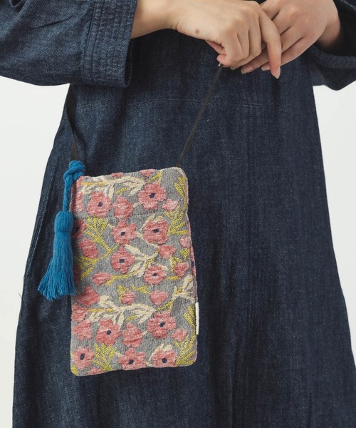 salle de bal（サルデバル）の「Craft India / クラフト インディア ポシェット ショルダーバッグ pochette FRH（ショルダーバッグ・レディース・ブラック/ブラック系その他/ネイビー/ベージュ/グレー/ブルー/ナチュラル・FREE）」の4枚目の写真