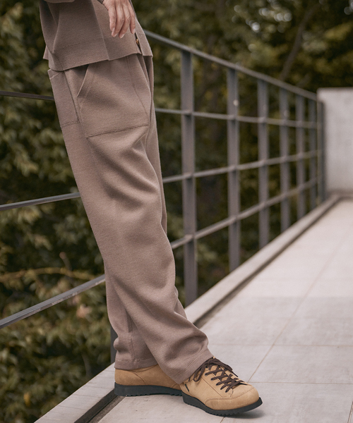 EDIFICE（エディフィス）の「E.ニットベイカーパンツ（その他パンツ・メンズ・ベージュ/ブラック・46/48）」の4枚目の写真