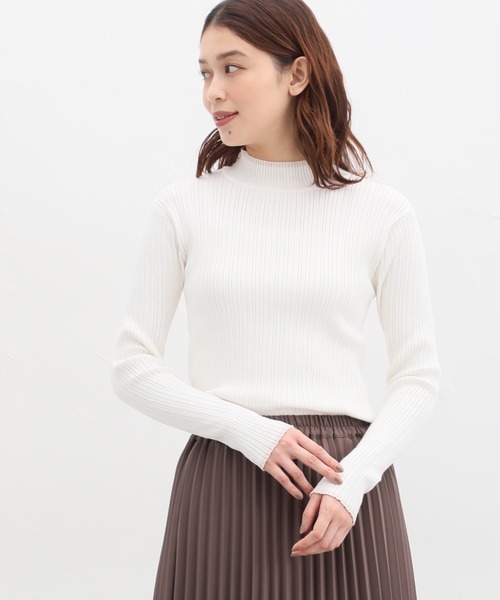 Honeys(ハニーズ)の「配色ハイネックリブニット(ニット/セーター・レディース・ホワイト系その他/イエロー/ブラック/ブルー/ネイビー/ベージュ/アイボリー・L/M/LL/S)」の21枚目の写真