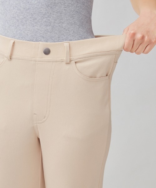 Tuche(トゥシェ)の「Tuche/トゥシェ フェムケアパンツ ガードル付き綿混レギンスパンツ(その他パンツ・レディース・ブラック/ネイビー/オフホワイト・X-LARGE/LARGE/MEDIUM)」の7枚目の写真