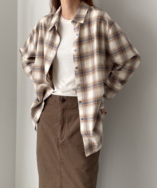 CANAL JEAN(キャナルジーン)の「El mar 起毛チェックシャツ(シャツ/ブラウス・レディース・ネイビー/ベージュ・ONE SIZE)」の3枚目の写真