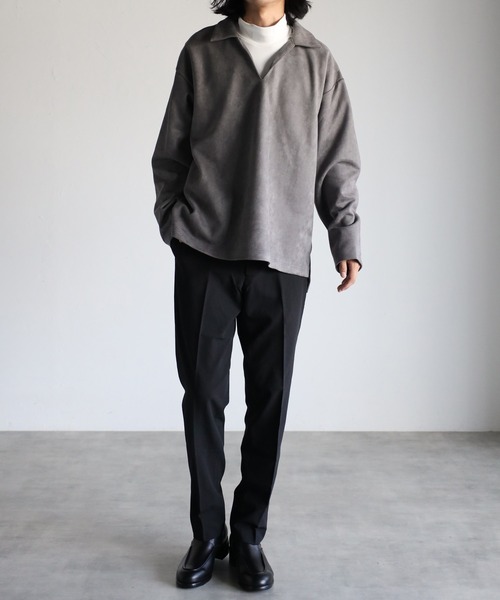 CREARE -LINO-（クレアーレリノ）の「スウェードポンチ キーネック ルーズ シャツ<ユニセックス>（シャツ/ブラウス・メンズ・ブラック/チャコールグレー/グレイッシュベージュ・M/L）」の16枚目の写真