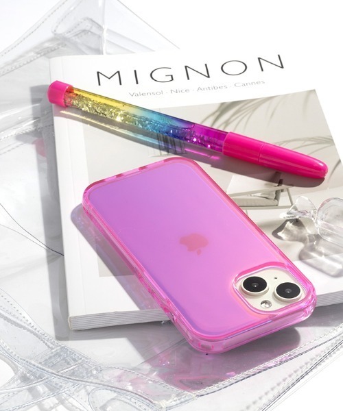 Hamee（ハミィ）の「iPhone 15/14/13 兼用 HIGHER ハイブリッド 耐衝撃・抗菌 スマホケース 透明 クリアケース（スマホケース/カバー・レディース・イエロー/ピンク系その他/ブルー系その他・iPhone 13/14/15）」の3枚目の写真