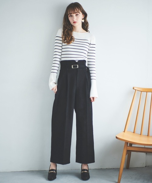 31 Sons de mode(トランテアン ソン ドゥ モード)の「取り外し衿付きタートルニット(ニット/セーター・レディース・オフホワイト/ブラック/ピンク/ホワイト×ネイビー/マスタード・36)」の6枚目の写真