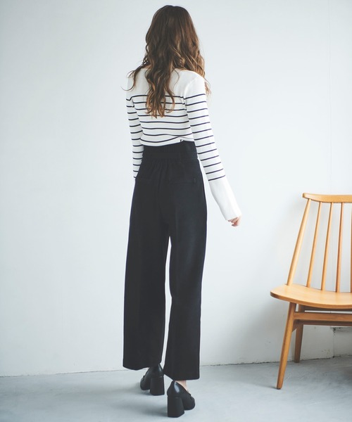 31 Sons de mode(トランテアン ソン ドゥ モード)の「取り外し衿付きタートルニット(ニット/セーター・レディース・オフホワイト/ブラック/ピンク/ホワイト×ネイビー/マスタード・36)」の9枚目の写真