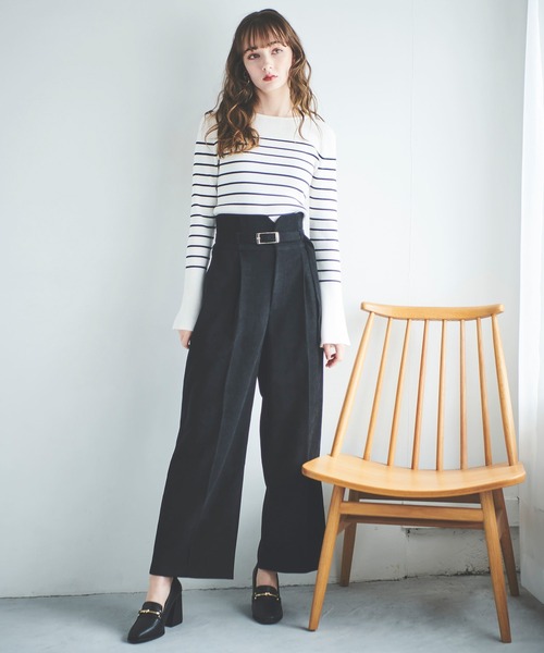 31 Sons de mode(トランテアン ソン ドゥ モード)の「取り外し衿付きタートルニット(ニット/セーター・レディース・オフホワイト/ブラック/ピンク/ホワイト×ネイビー/マスタード・36)」の10枚目の写真