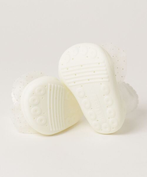 Attipas(アティパス)の「ATTIPAS アティパス ソックスシューズ ロイヤル(ベビーシューズ/ベビーソックス・キッズ・ピンク系/ホワイト・5.5/3.5/4.5/6.5)」の8枚目の写真