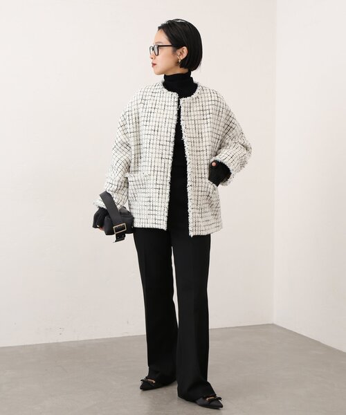 IENA（イエナ）の「ノーカラーツイード ジャケット（ノーカラージャケット・レディース・ブラック系その他/ネイビー/ブラック/アイボリー・38/36）」の11枚目の写真