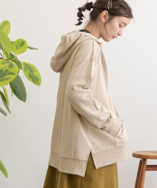 POU DOU DOU（プードゥドゥ）の「とり刺繍裏毛パーカー（パーカー・レディース・キナリ/ダークグレー/ブルー/ブラック・3）」の8枚目の写真