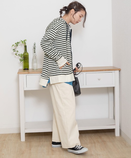 POU DOU DOU（プードゥドゥ）の「とり刺繍裏毛パーカー（パーカー・レディース・キナリ/ダークグレー/ブルー/ブラック・3）」の20枚目の写真