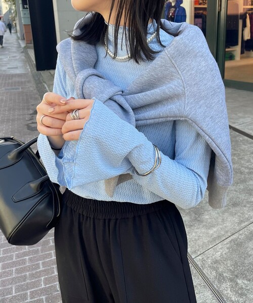 fredy emue(フレディエミュ)の「袖フレアレースプルオーバーカットソー(Tシャツ/カットソー・レディース・オフホワイト/ブルー/ブラック・38)」の13枚目の写真