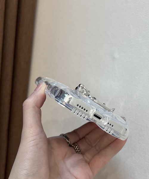 c.u.l(シーユーエル)の「ラメクリア フィンガーチェーン付き iPhoneカバー アイフォンケース ipc698(スマホケース/カバー・レディース・クリア・iPhone 11/iPhone 12/iPhone 12 Pro/iPhone 12 Pro Max/iPhone 13/iPhone 13 Pro/iPhone 13 Pro Max/iPhone 14/iPhone 14 Plus/iPhone 14 Pro/iPhone 14 Pro Max/iPhone 15/iPhone 15 Plus/iPhone 15 Pro/iPhone 15 Pro Max/iPhone 16/iPhone 16 Pro/iPhone 17)」の8枚目の写真