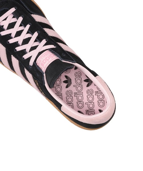 adidas（アディダス）の「HANDBALL SPEZIAL W　IE5897（スニーカー・レディース・ブラック・28.0cm/24.5cm/26.0cm/27.0cm/24.0cm/25.0cm/23.5cm/26.5cm/22.5cm/22.0cm/29.0cm/23.0cm/27.5cm/25.5cm/28.5cm）」の6枚目の写真
