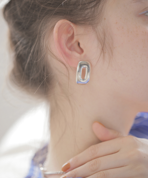 JOURNAL STANDARD(ジャーナルスタンダード)の「【PHILIPPE AUDIBERT】 EARRINGS NICOL:ピアス(ピアス(両耳用)・レディース・シルバー・FREE)」の2枚目の写真