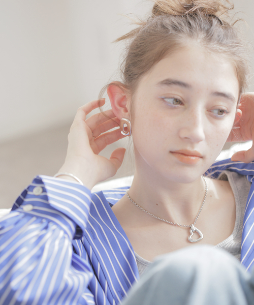 JOURNAL STANDARD(ジャーナルスタンダード)の「【PHILIPPE AUDIBERT】 EARRINGS NICOL:ピアス(ピアス(両耳用)・レディース・シルバー・FREE)」の3枚目の写真