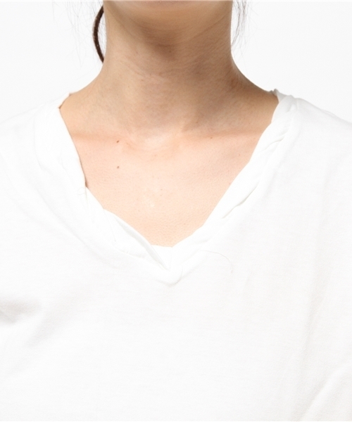 VENCEEXCHANGE（ヴァンスエクスチェンジ）の「ツイストV無地T         （Tシャツ/カットソー・レディース・ブラック/オリーブ/ホワイト/ワインレッド/ネイビー・MEDIUM）」の10枚目の写真