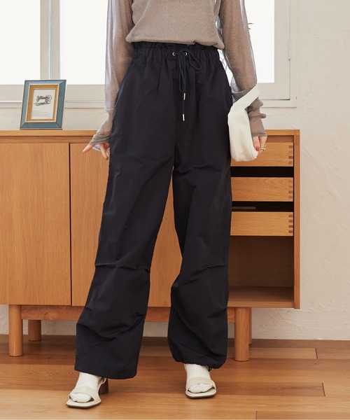 ANGIE（アンジー）の「パラシュートパンツ（その他パンツ・レディース・ネイビー/オフホワイト・FREE）」の13枚目の写真