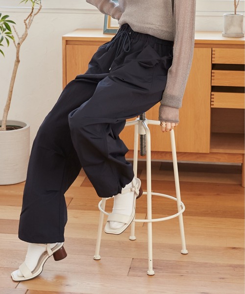 ANGIE（アンジー）の「パラシュートパンツ（その他パンツ・レディース・ネイビー/オフホワイト・FREE）」の14枚目の写真