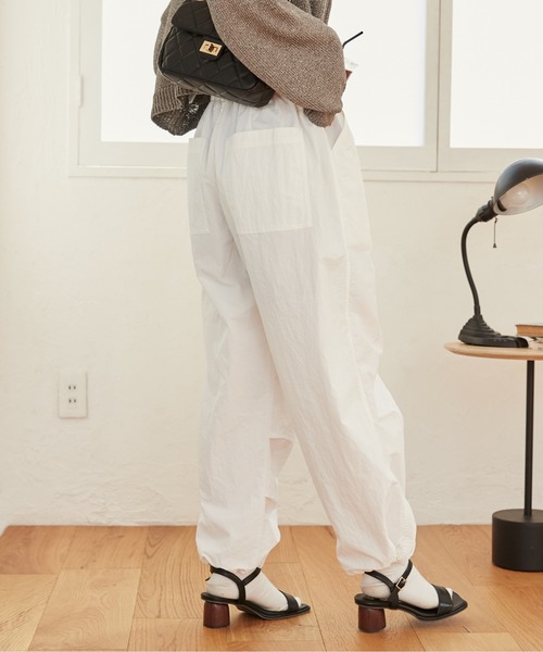 ANGIE（アンジー）の「パラシュートパンツ（その他パンツ・レディース・ネイビー/オフホワイト・FREE）」の21枚目の写真
