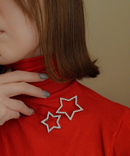 styiro(スタイロ)の「ラインストーンブローチ(ブローチ/コサージュ・レディース・ゴールド系その他2/ゴールド系その他3/ゴールド系その他4/シルバー系その他5/ゴールド系その他6/シルバー系その他3/ゴールド系その他/シルバー系その他/シルバー系その他6/ゴールド系その他5/シルバー系その他2/シルバー系その他4・FREE)」の21枚目の写真