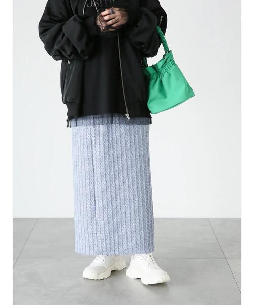 Lugnoncure(ルノンキュール)の「ラメ混チェックエンボスタイトスカート(スカート・レディース・ブラック/ブルー/グリーン・F)」の4枚目の写真