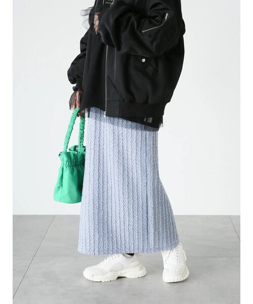 Lugnoncure(ルノンキュール)の「ラメ混チェックエンボスタイトスカート(スカート・レディース・ブラック/ブルー/グリーン・F)」の13枚目の写真