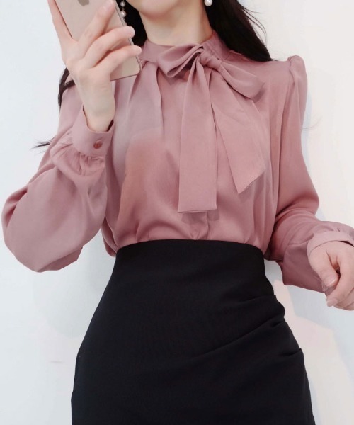 VIVID LADY(ビビッドレディー)の「ボウタイ オフィス ブラウス 長袖(シャツ/ブラウス・レディース・ブラック/ブルー/ピンク/グリーン・FREE)」の9枚目の写真
