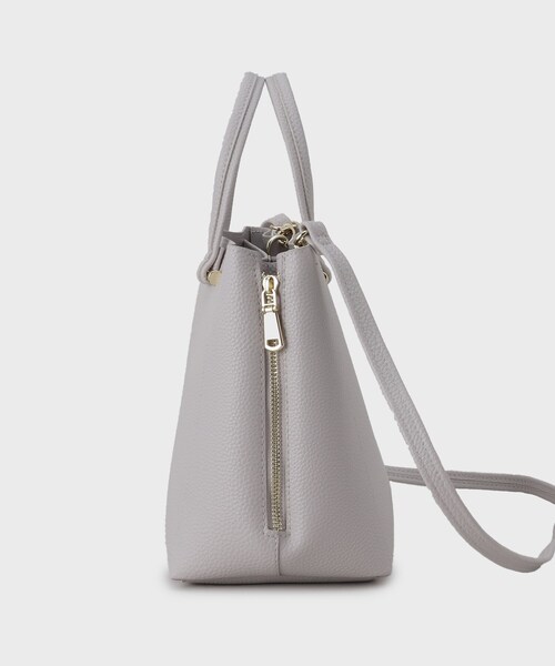 OPAQUE.CLIP(オペークドットクリップ)の「◆【軽量/2WAY/通勤対応】シュリンク合皮ミドルトートバッグ(トートバッグ・レディース・ライトグレー/ベージュ/ブラック/ホワイト系9・00)」の12枚目の写真