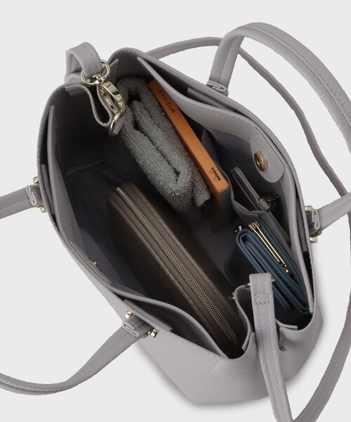 OPAQUE.CLIP(オペークドットクリップ)の「◆【軽量/2WAY/通勤対応】シュリンク合皮ミドルトートバッグ(トートバッグ・レディース・ライトグレー/ベージュ/ブラック/ホワイト系9・00)」の19枚目の写真