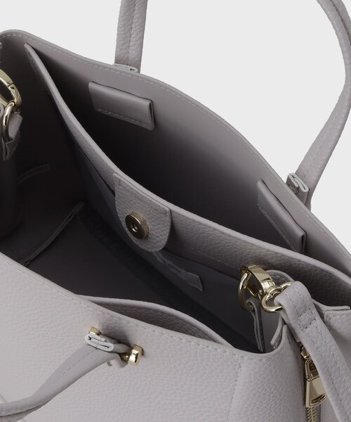 OPAQUE.CLIP(オペークドットクリップ)の「◆【軽量/2WAY/通勤対応】シュリンク合皮ミドルトートバッグ(トートバッグ・レディース・ライトグレー/ベージュ/ブラック/ホワイト系9・00)」の20枚目の写真