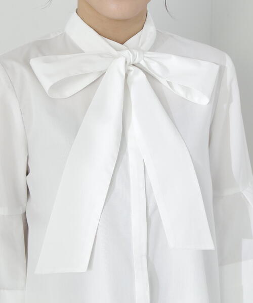 NATURAL BEAUTY BASIC(ナチュラルビューティーベーシック)の「◇フレアカフスリボンボウブラウス(シャツ/ブラウス・レディース・ブルー/オフホワイト/チャコールグレー・MEDIUM/SMALL)」の20枚目の写真