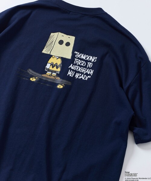 FREAK'S STORE（フリークスストア）の「限定展開 PEANUTS/ピーナッツ 別注 ビッグシルエット バックプリント クルーネックTシャツ/チャーリー・ブラウン（Tシャツ/カットソー・メンズ・グレイッシュブルー/ネイビー/アッシュグレー/ブラック/ホワイト・LARGE/MEDIUM/SMALL）」の4枚目の写真