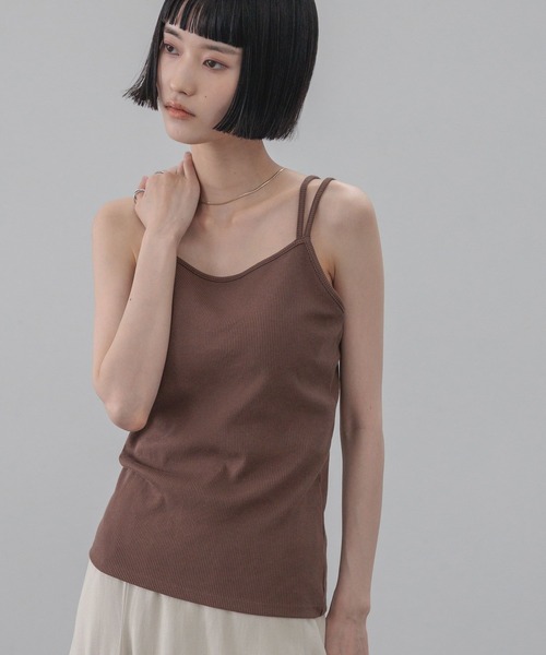 LOWRYS FARM(ローリーズファーム)の「スタイルUPクロスカップキャミ 100757(Tシャツ/カットソー・レディース・ブルー/その他/ブラック/アイボリー/ブラウン/グリーン系その他/ベージュ/イエロー/ブラウン系その他/レッド/ブラウン系その他5/ホワイト系その他5・FREE)」の7枚目の写真