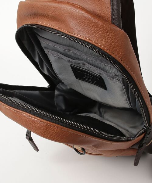 Ficce,Brave（フィセブレイブ）の「【Ficce Brave/フィセブレイブ】 ボディバッグ（ボディバッグ/ウエストポーチ・メンズ・アイボリー/ブラック/ネイビー/キャメル・FREE）」の7枚目の写真