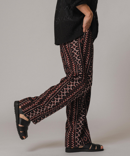 EDIFICE(エディフィス)の「バティック パターン1タック イージーパンツ(スラックス・メンズ・チャコールグレー/ブラック/ブラウン/グリーン/ネイビー・SMALL/MEDIUM/LARGE)」の18枚目の写真