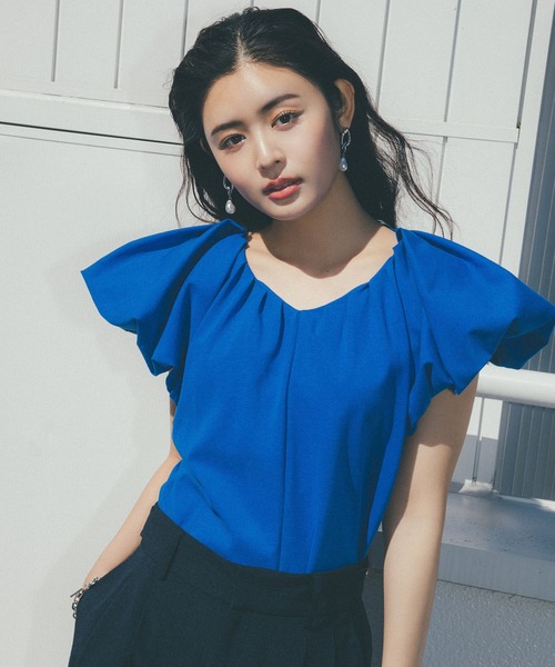 VIS（ビス）の「【洗える】袖ボリュームバックデザインプルオーバー（Tシャツ/カットソー・レディース・ブラック/ベージュ系その他/ブルー系その他5・FREE）」の3枚目の写真