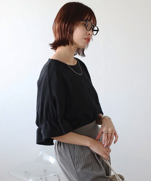 amini(アミニ)の「【2025 S/S 新作】ギャザースリーブトップス(Tシャツ/カットソー・レディース・キナリ/スモークピンク/ブラック/アイボリー/ライトブルー・MEDIUM)」の10枚目の写真