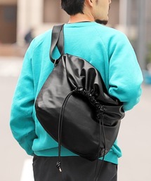 LUXSTYLE（ラグスタイル）の「REGiSTA(レジスタ)PUレザードローストリングショルダーバッグ（ショルダーバッグ・メンズ）」