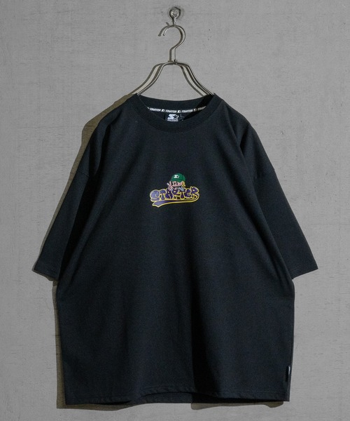 JOHN'S CLOSET（ジョンズクローゼット）の「【t】〔STARTER BLACK LABEL〕アソートプリント BIG TEE（Tシャツ/カットソー・メンズ・ホワイト系2/ブラック/ブラック系その他2/ホワイト系その他2/ホワイト系その他4/ホワイト系3/グリーン系その他3/ホワイト/ホワイト系その他/ホワイト系その他3/ホワイト系4/ブラック系その他4/ブラック系3/グリーン/パープル系その他2/パープル系その他4・MEDIUM/LARGE/X-LARGE）」の22枚目の写真