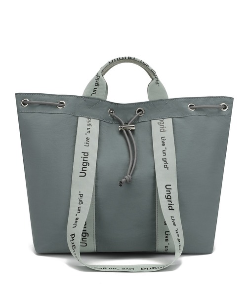 Ungrid（アングリッド）の「【Ungrid/アングリッド】撥水.軽量ソフトナイロン　ロゴテープ 牛革ハンドル　2WAY 巾着トートバッグ（トートバッグ・レディース・オレンジ/ピンク/ベージュ系その他/カーキ/グレイッシュベージュ/アイボリー/ブラック/マスタード/ブルー系その他/ミント/ホワイト×ブラック/ブラック×ホワイト・FREE）」の22枚目の写真