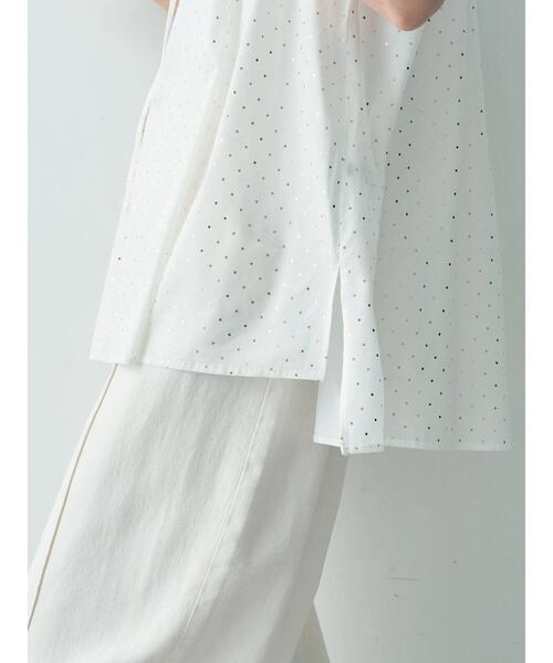 YECCA VECCA（イェッカヴェッカ）の「箔ドットラッフルカラーブラウス（シャツ/ブラウス・レディース・オフホワイト/チャコールグレー・FREE）」の21枚目の写真
