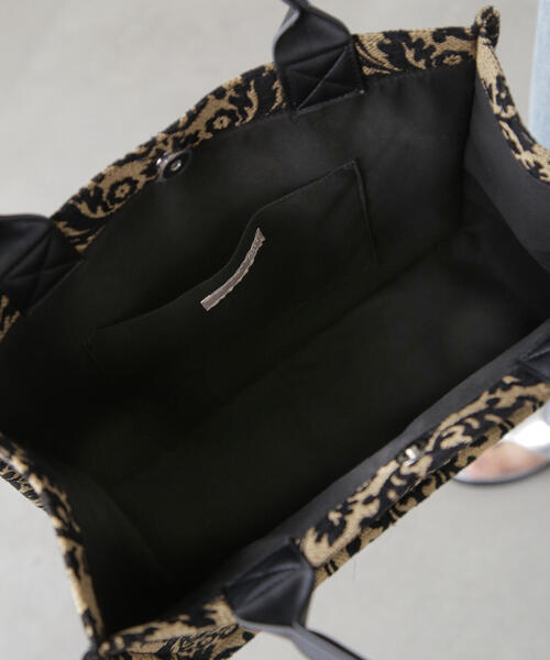 FREE'S MART（フリーズマート）の「◆ジャガード柄バッグ（トートバッグ・レディース・ベージュ系その他/ブルー系その他・ﾌﾘ-）」の5枚目の写真